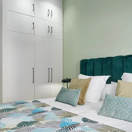 Pikatxia By Feelfree *